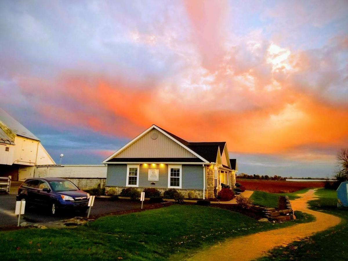 Hertzog Homestead Bed & Breakfast Ephrata Buitenkant foto